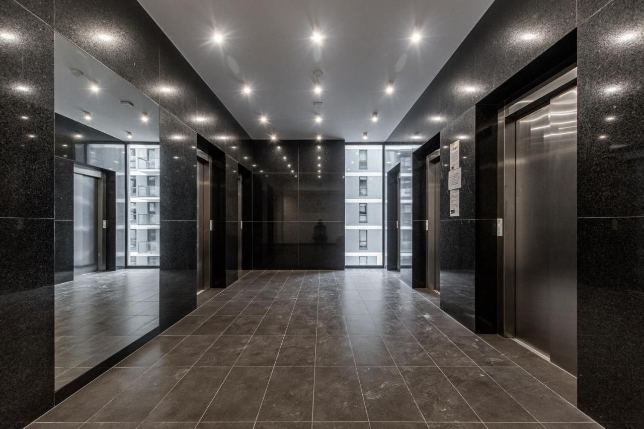 Butas Prymasa Tysiaclecia 83a Warsaw